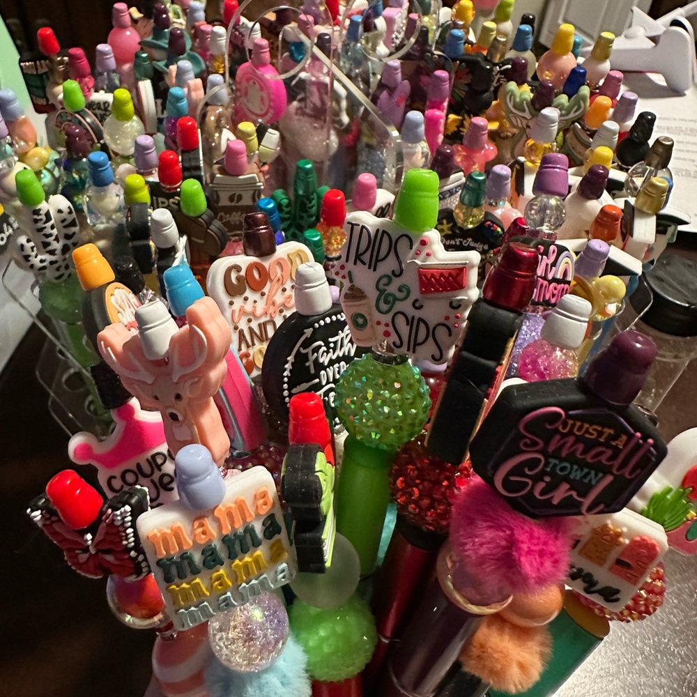 Beaded pen random pick 5 by me $30.00